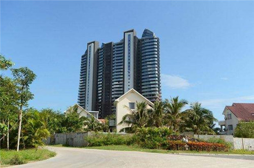 烈焰红唇串串香