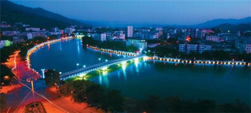 2025加盟乐山英子油炸串串还能赚钱吗